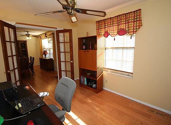 4th image of 4347 Canyonside Ln