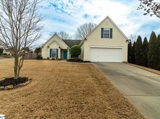 201 Revis Creek Ct, Simpsonville, SC 29681