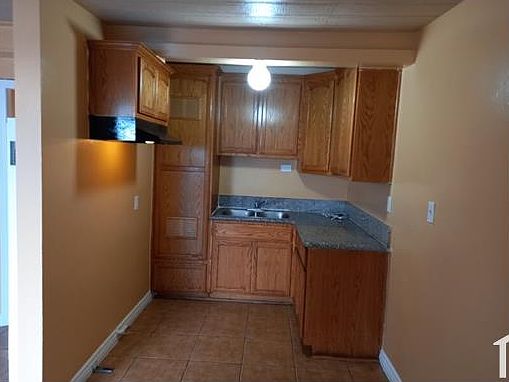 3rd image of 1837 W Florence Ave #2