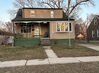 22896 Hayes Ave, Eastpointe, MI 48021