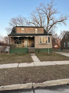 22896 Hayes Ave, Eastpointe, MI, 48021