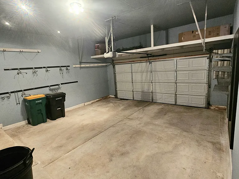 29221 Fieldstone — Photo 57