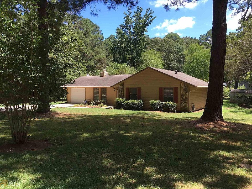 1st image of 3934 Woodland Cir SE