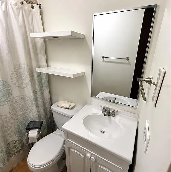 833 Lince Cond Dos Pinos Plz #401B — Photo 7