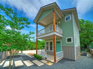 1006 E 8th St #A, Austin, TX 78702