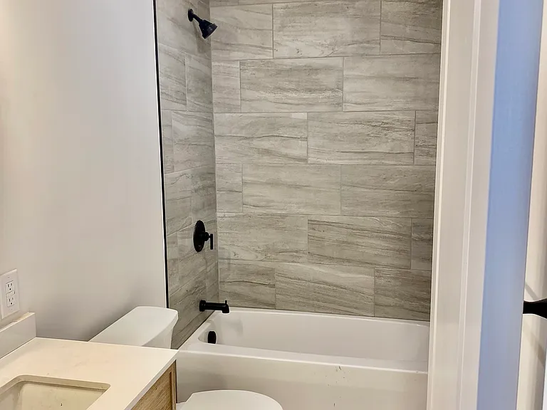 320 Greenway Ave #1 — Photo 4