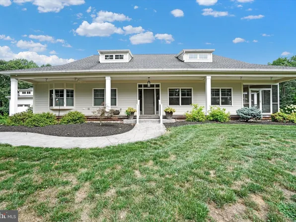 4447 E Prospect Rd, York, PA 17406