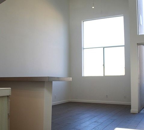 3rd image of 1511 16th St APT 302