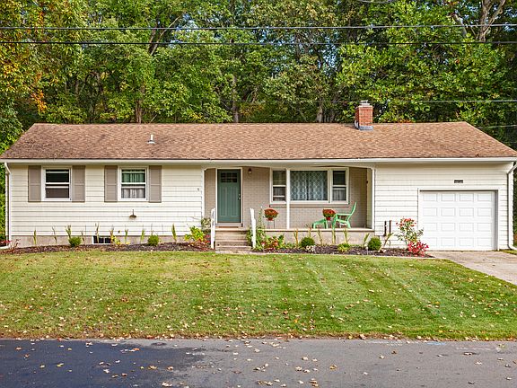 9 Woods Lane