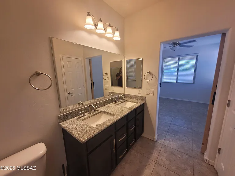 8042 S Dolphin Way — Photo 16