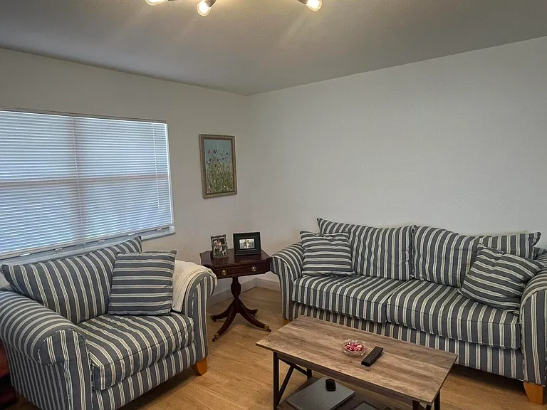 23 Saxony Cir #A — Photo 9
