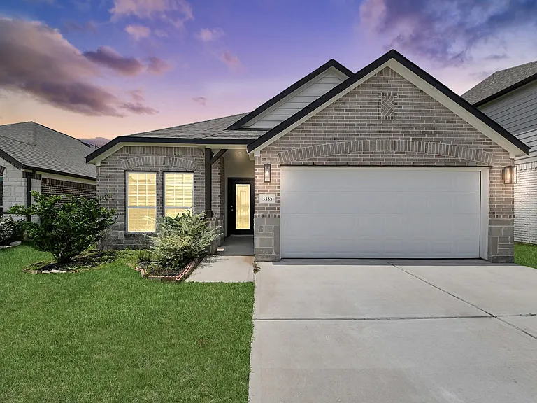 3335 Hackberry Tree Ln — Photo 1