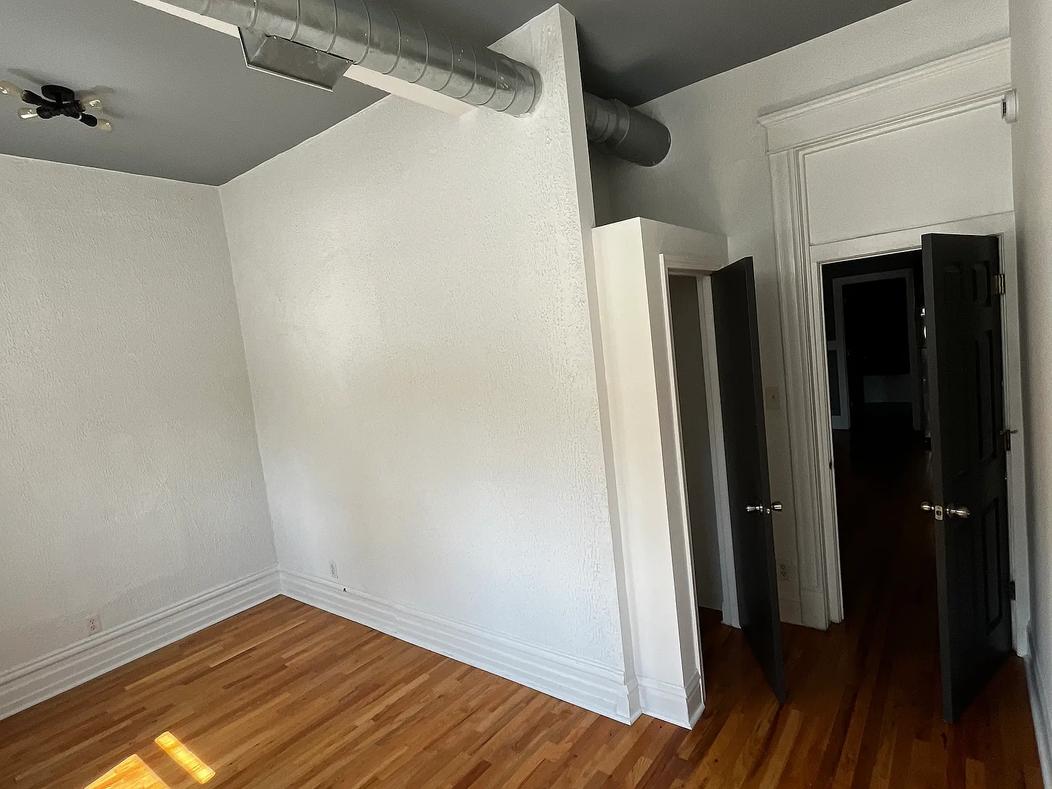 2300 W North Ave — Photo 3