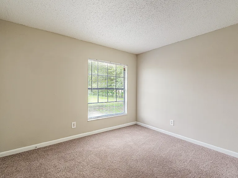 Del Rio Apartment Homes — Photo 15