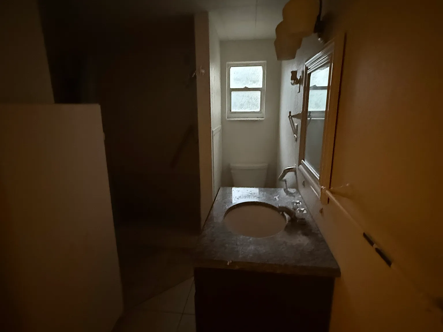 2 bed, 800 sqft, $1,300 — Photo 4