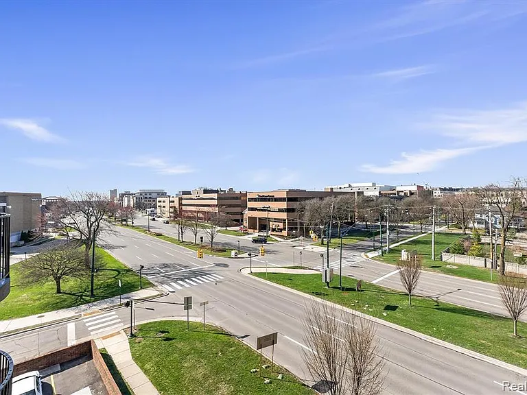 35300 Woodward Ave #507 — Photo 21