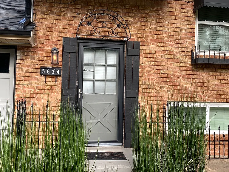 5634 N Meridian Ave — Photo 2