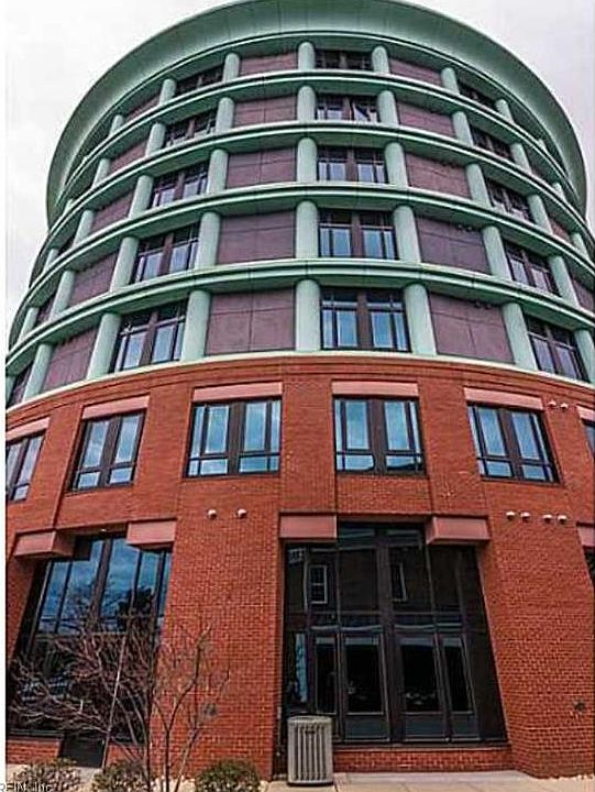 1st image of 415 Saint Pauls Blvd Unit 101