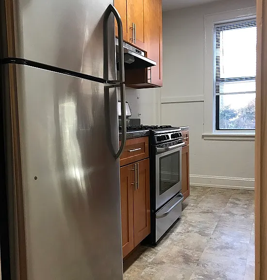 68-43 Burns St #C5 — Photo 11