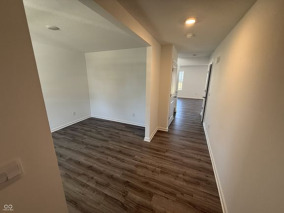 2nd image of 11297 N Greenthread Dr