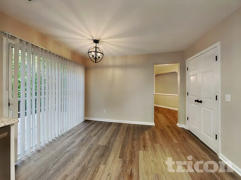1549 Rumstone Ln — Photo 5