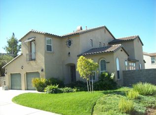 580 Hacienda Dr, Riverside, CA 92507