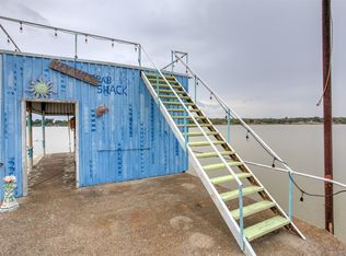 1662 Rogers Rd, Newark, TX 76071