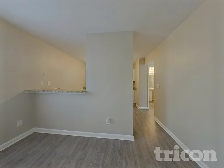 3912 Laurel Bend Dr — Photo 17