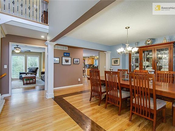 ~~Gorgeous hardwood floors throughout main level~~