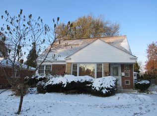 308 N Main St, Mount Prospect, IL 60056