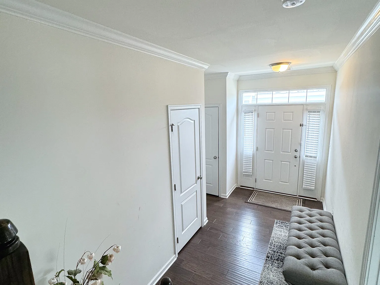 4 bed, 3.5 bath, 2180 sqft, $3,300 — Photo 4