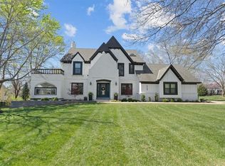 15190 Granada Rd, Leawood, KS 66224