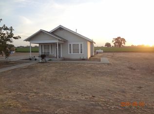 8276 21 And One Half Avenue, Lemoore, CA 93245