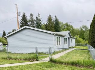211 S 8th Ave, Ione, WA 99139
