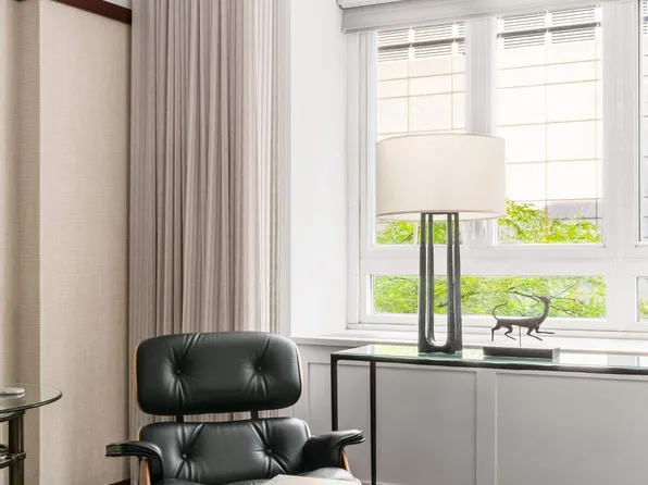 333 West 57th Street image 15 of 23