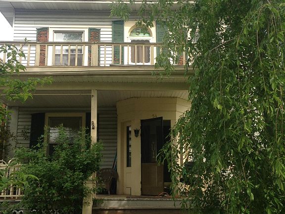3rd image of 54 N Pine Ave #2F