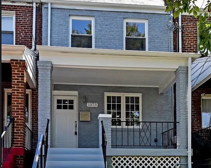1373 Downing St NE — Photo 1