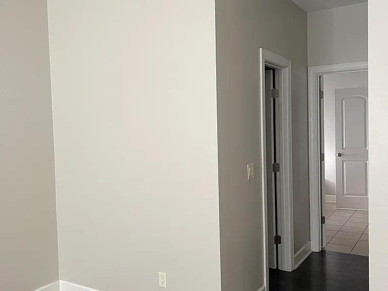 117 Grand Ct N — Photo 6