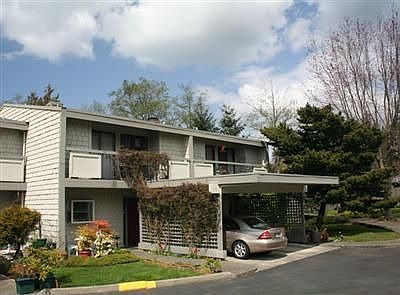 1st image of 22703 Lakeview Dr APT E7