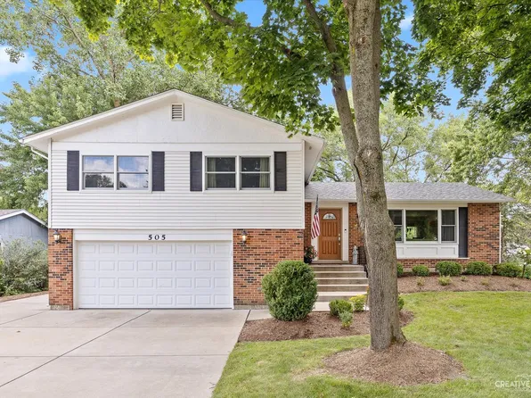 505 Skyline Dr, Algonquin, IL 60102