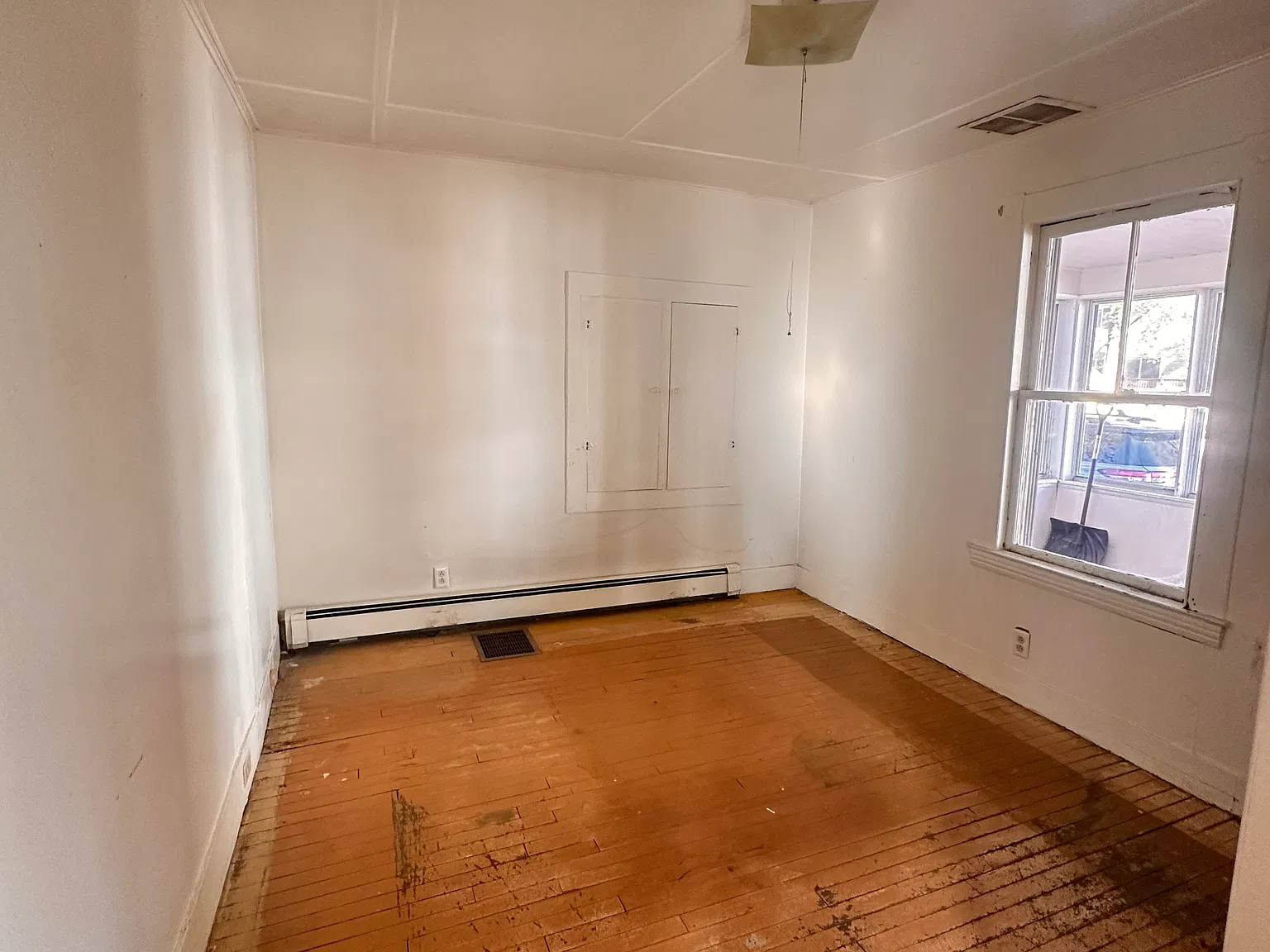 7 Elmwood Ave — Photo 4