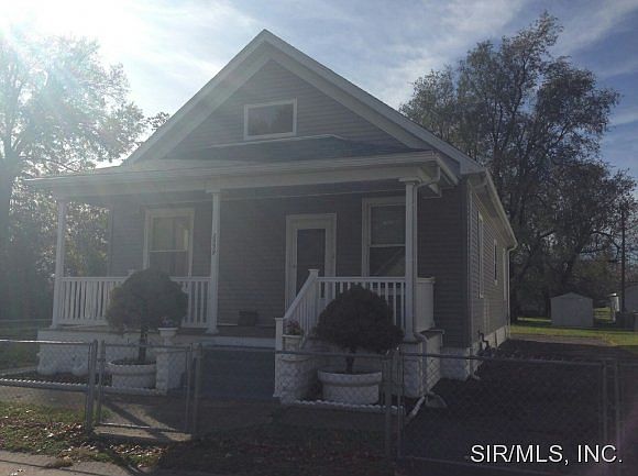 1st image of 2539 N 32nd St