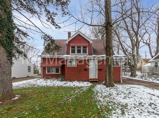 51 Thames Ave, Bedford, OH