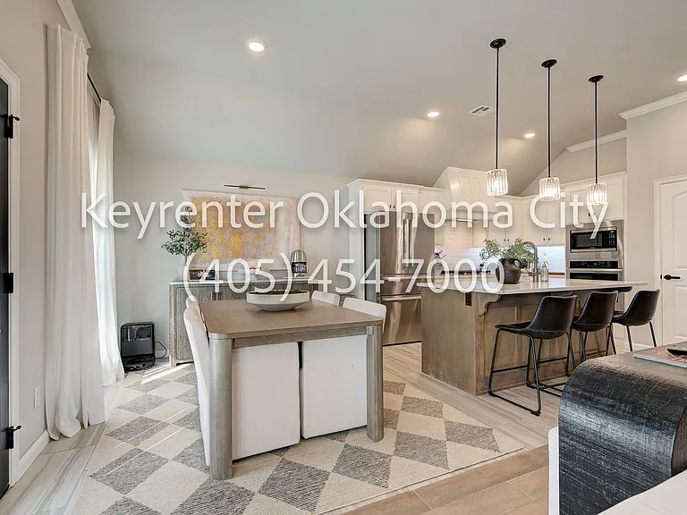 4200 NW 156th Ter — Photo 19