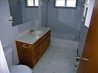 4th image of 1006 26th Ave