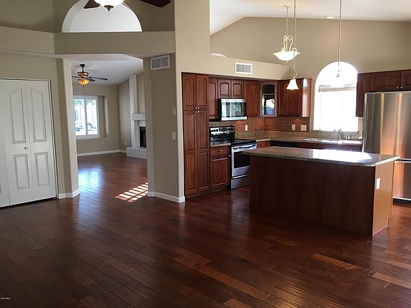 4th image of 5731 E Evans Dr