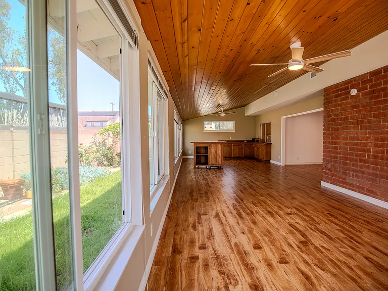 1409 S Adria St — Photo 34