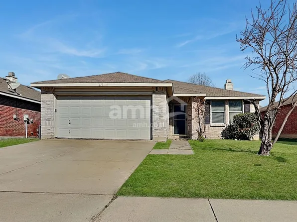 1637 Baxter Springs Dr, Justin, TX 76247