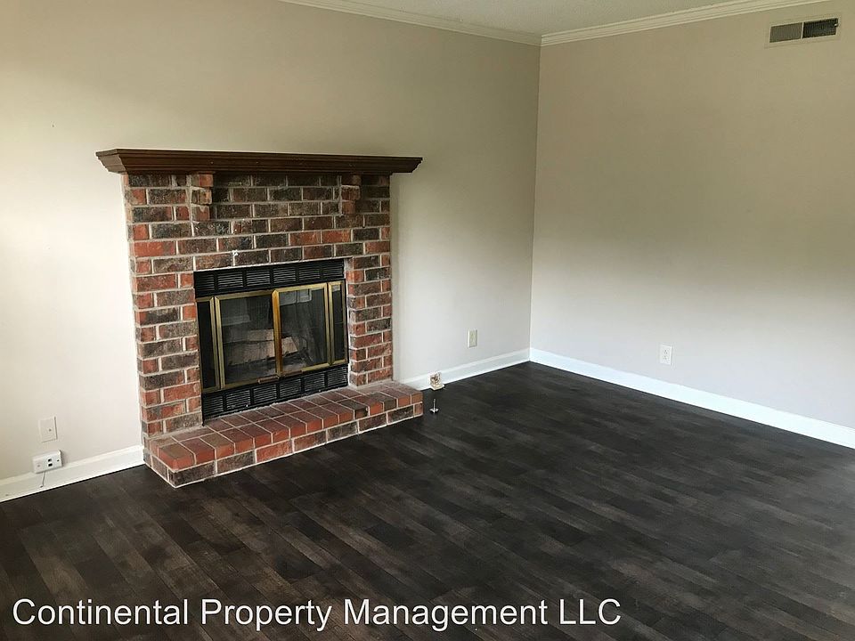 1st image of 3526 Chesapeake Dr