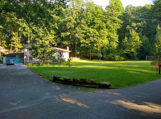 5209 Wilson Ave, Signal Mountain, TN 37377